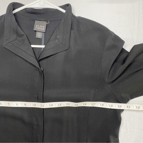 Eileen Fisher Wool Button Up Long Sleeve Blouse Pockets Size Medium - Picture 4 of 9